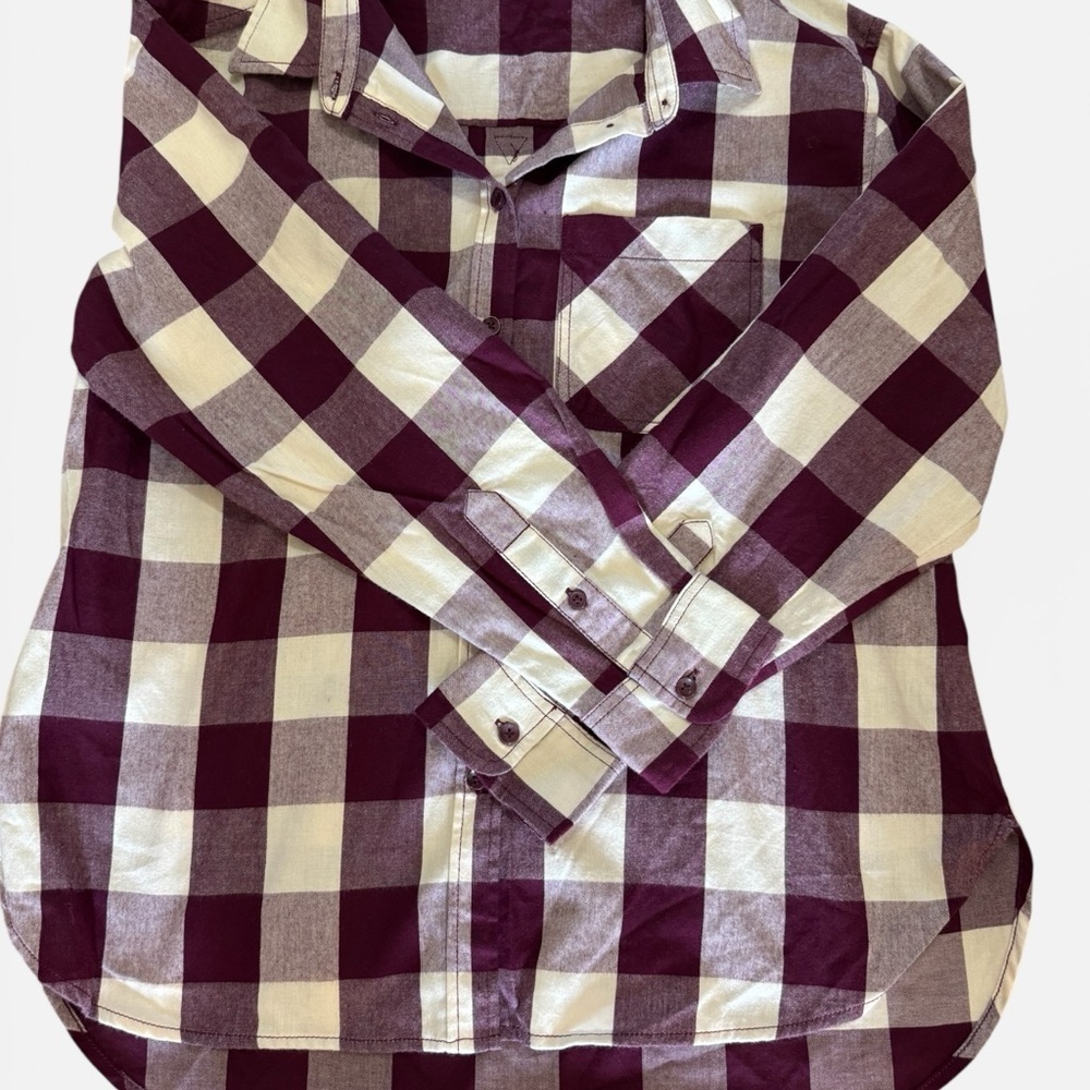 Time and Tru women’s Burgundy and White Plaid Shirt